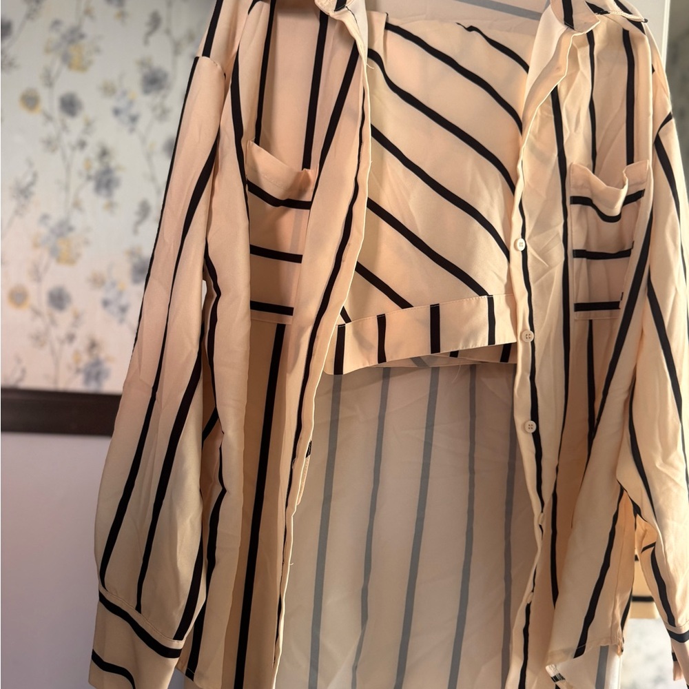 Amazon Cream and Black Striped Ruffle-Trim Blouse & Short Set - Picture 4 of 4
